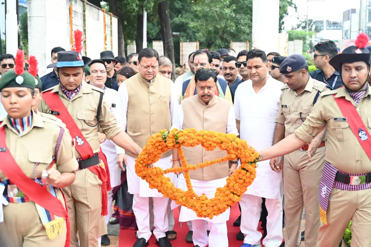 हल्द्वानी में मुख्यमंत्री धामी ने भारत रत्न पंडित गोविंद बल्लभ पंत को किया नमन, प्रतिमा के लिए 10 लाख रुपये देने की घोषणा