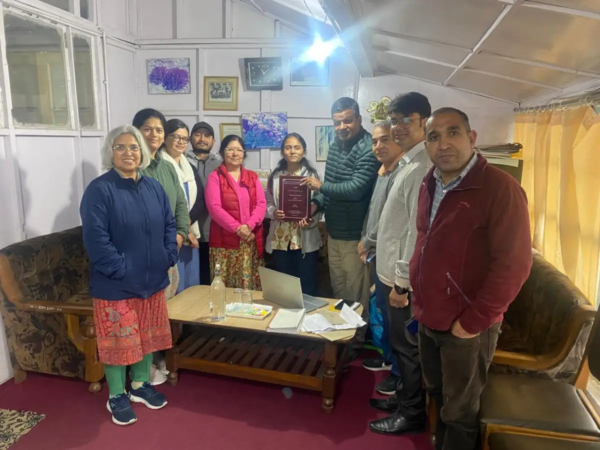 डीएसबी परिसर की शोध छात्रा नेहा पाल ने पूरी की पीएचडी की अंतिम मौखिक परीक्षा, लाइकेन पर शोध में उत्तराखंड की 47 नई प्रजातियों की पहचान