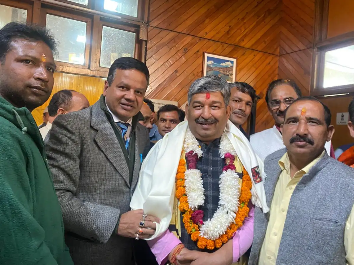 कूटा ने राज्यसभा सांसद दिनेश आर्य का किया स्वागत, शिक्षकों की समस्याओं को लेकर सौंपा ज्ञापन