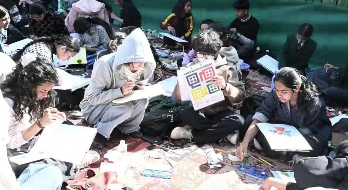 नैनीताल में चित्रकला प्रतियोगिता में दिखी कुमाऊंनी संस्कृति की झलक, 950 स्कूली बच्चों ने रंगों से उकेरी अपनी सांस्कृतिक विरासत