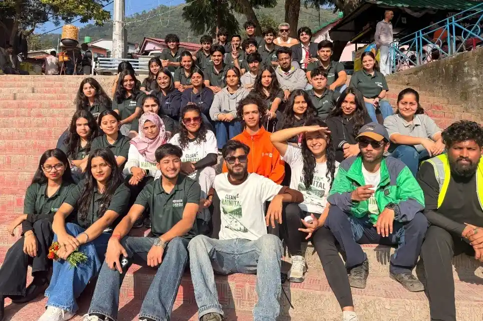 भीमताल और नौकुचियाताल में क्लीन नैनीताल और ग्राफिक एरा इको क्लब ने चलाया स्वच्छता अभियान